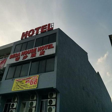 Desa House Hotel Kepong Extérieur photo