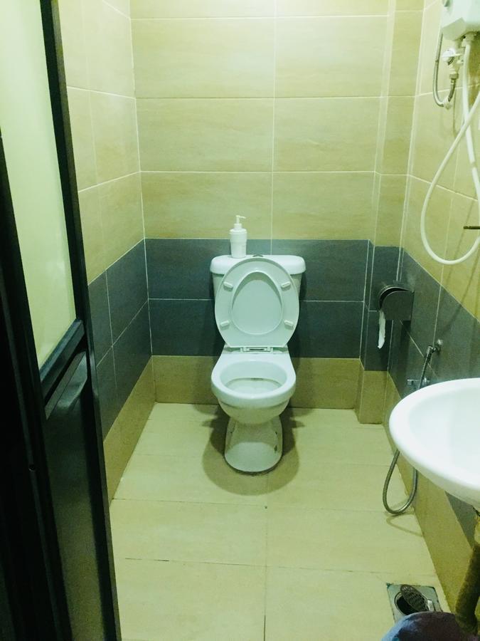 Desa House Hotel Kepong Extérieur photo