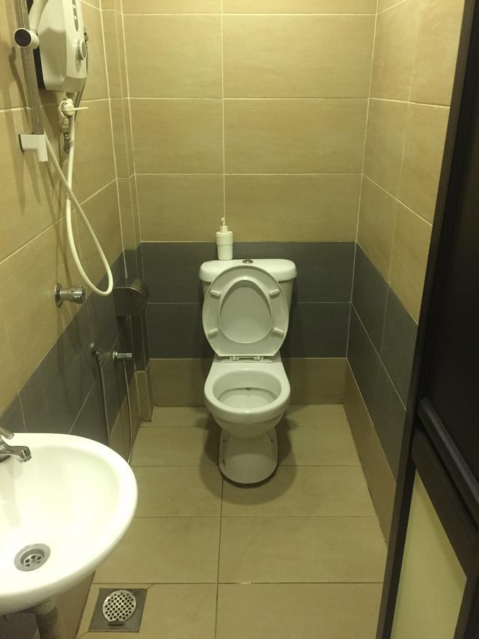 Desa House Hotel Kepong Extérieur photo