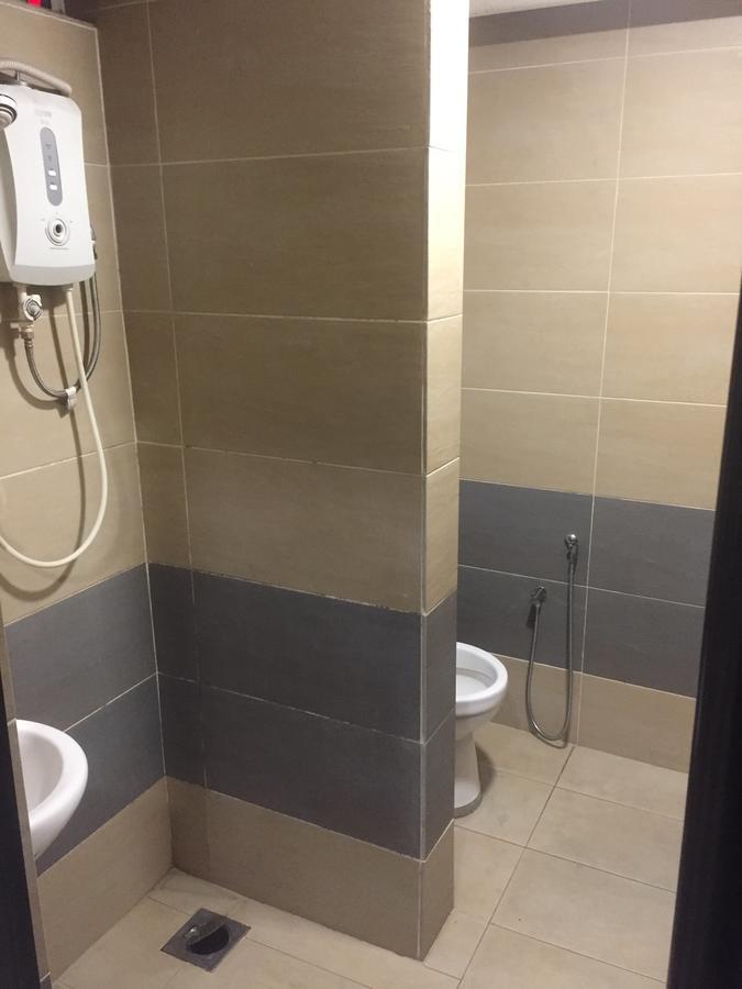 Desa House Hotel Kepong Extérieur photo