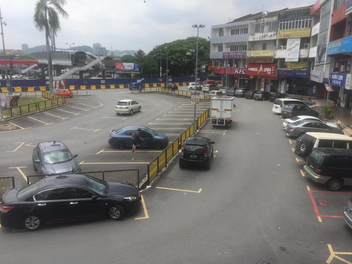 Desa House Hotel Kepong Extérieur photo