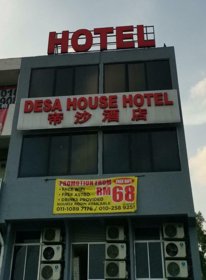 Desa House Hotel Kepong Extérieur photo